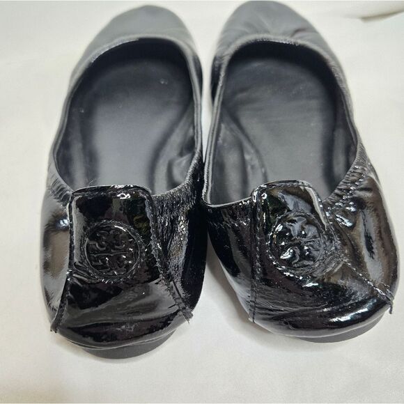 TORY BURCH Eddie black patent‎ leather shiny stretch ballet flats 8 - Picture 4 of 7